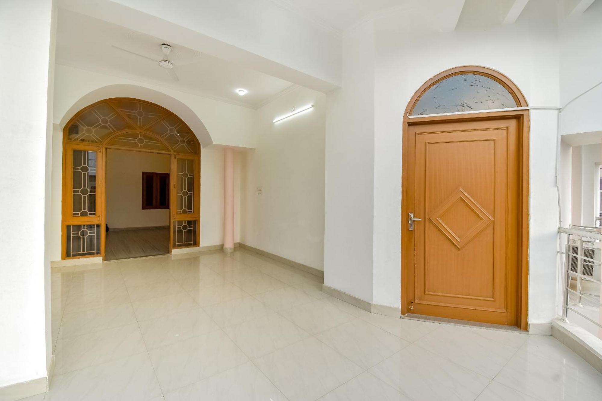 Hotel O Kusum Lodge Pandu Exterior photo